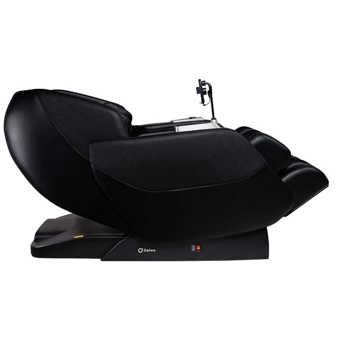 Daiwa Hubble Plus 4D Massage Chair in Black reclined position